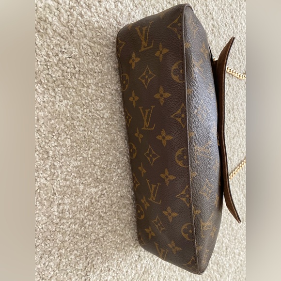 LOUIS VUITTON mini looping to Crossbody Bag - Picture 2 of 6